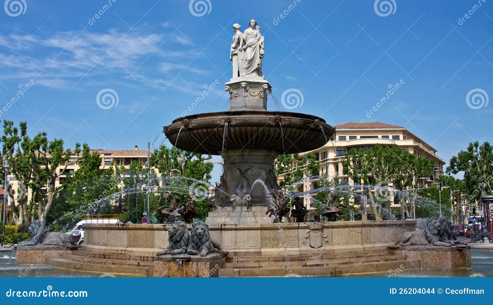 Fontaine de la Rotonde stock photo. Image of blue, city - 26204044