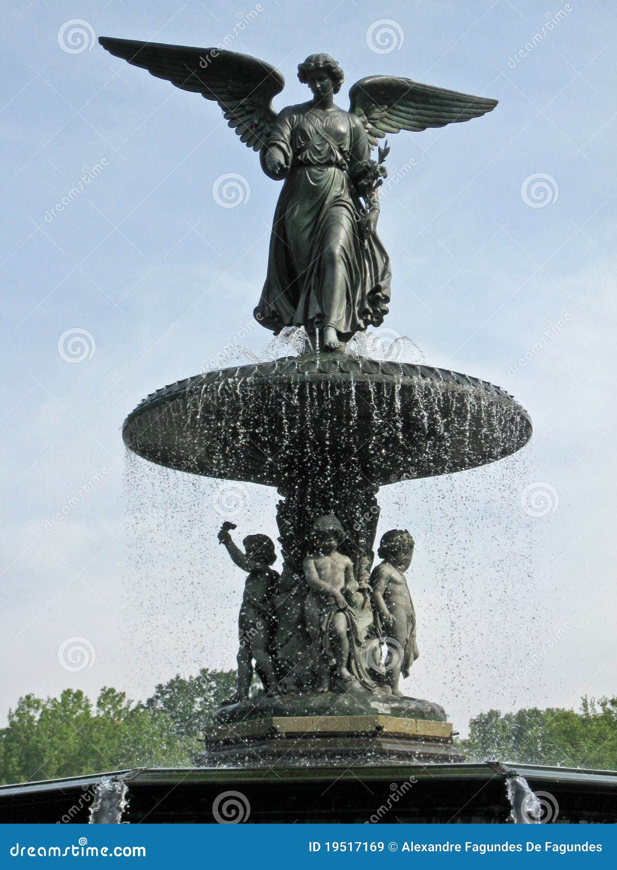 Fontana Di Angelo in Central Park New York Immagine Stock Immagine di corteo, nord 19517169