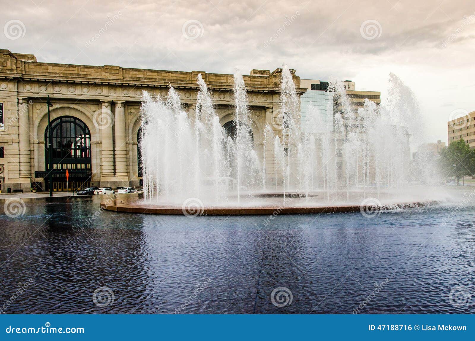 Fontana di Kansas City fotografia stock. Immagine di costruzione 47188716