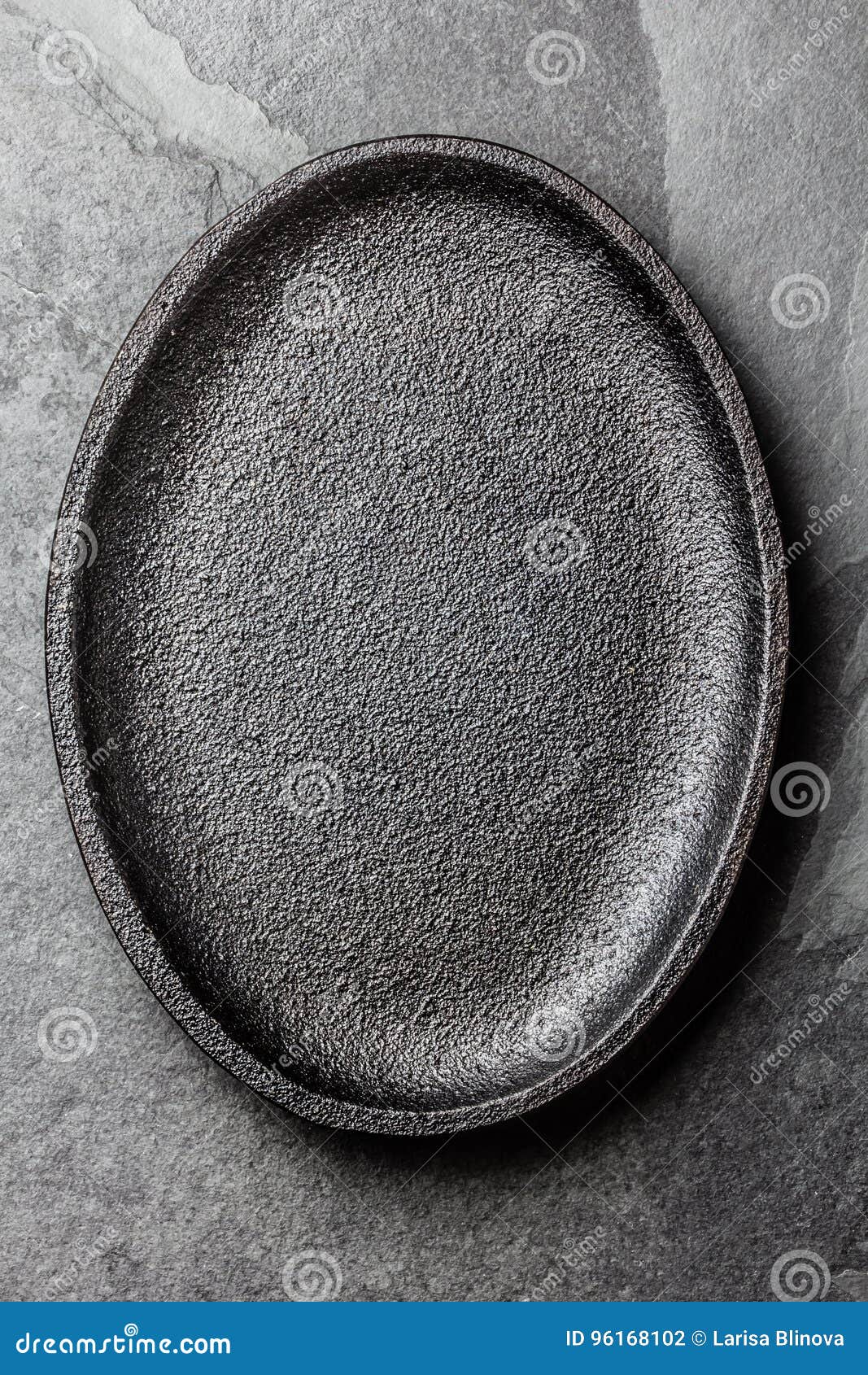 Food Background. Empty Cast Iron Black Plate Stock Photo Image of