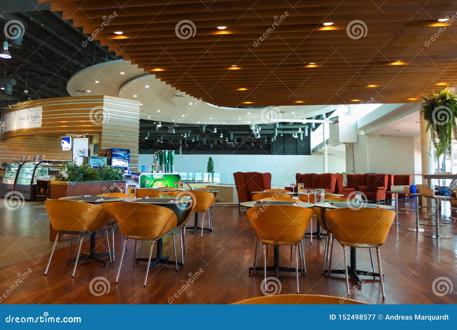 The Food Floor In The Royal Garden Plaza Editorial Photography - Image Of Travel Wood 152498577