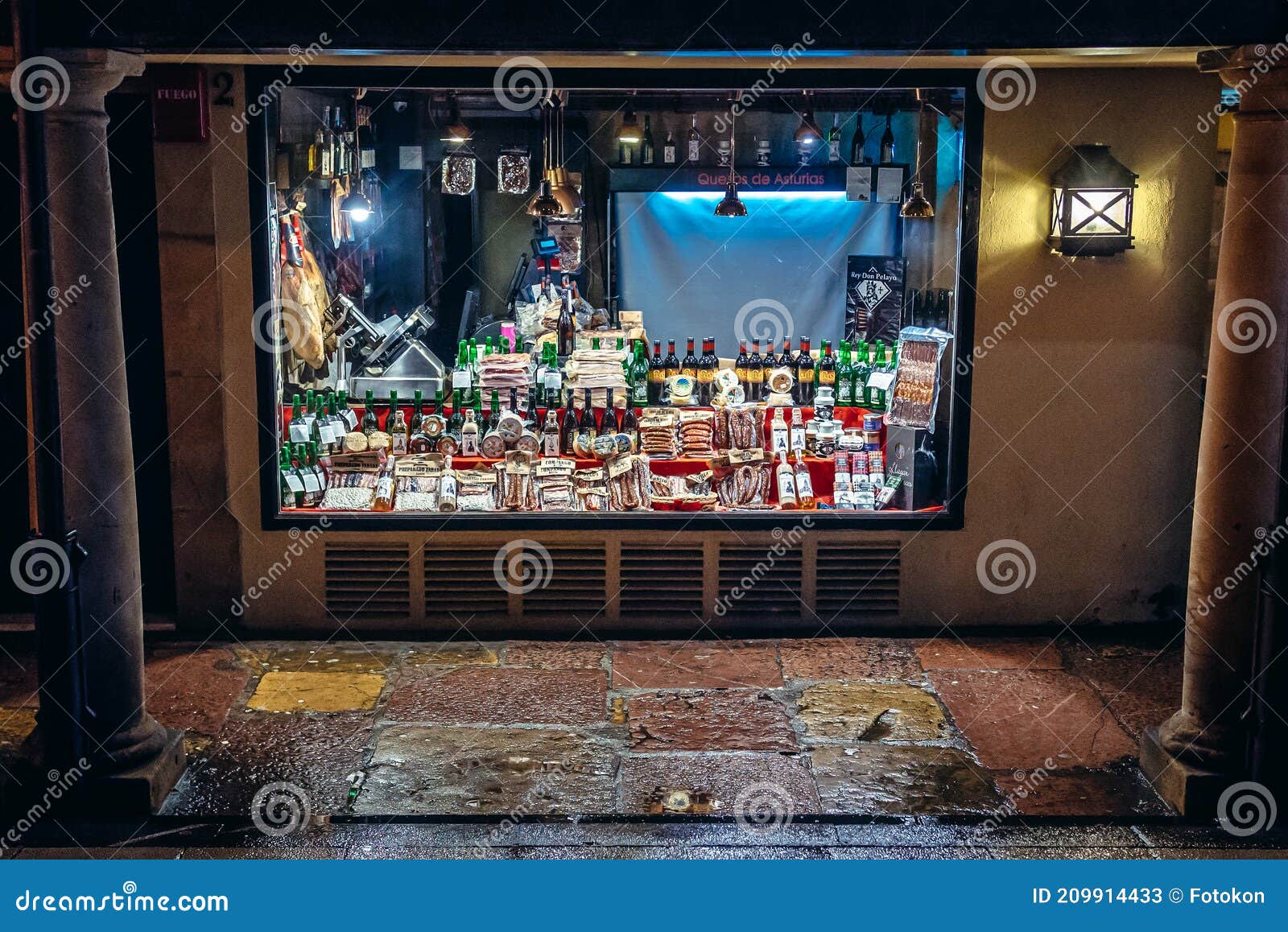 Food Store in Oviedo City, Spain Editorial Stock Photo - Image of ...