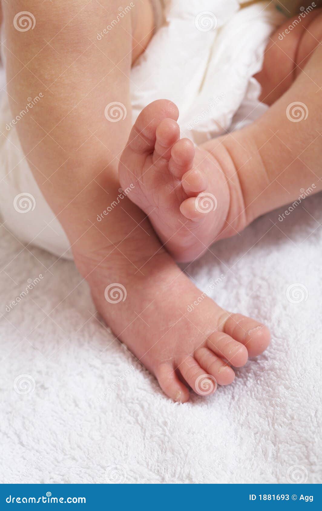 Foot of newborn stock image. Image of newborn, foot, skin 1881693