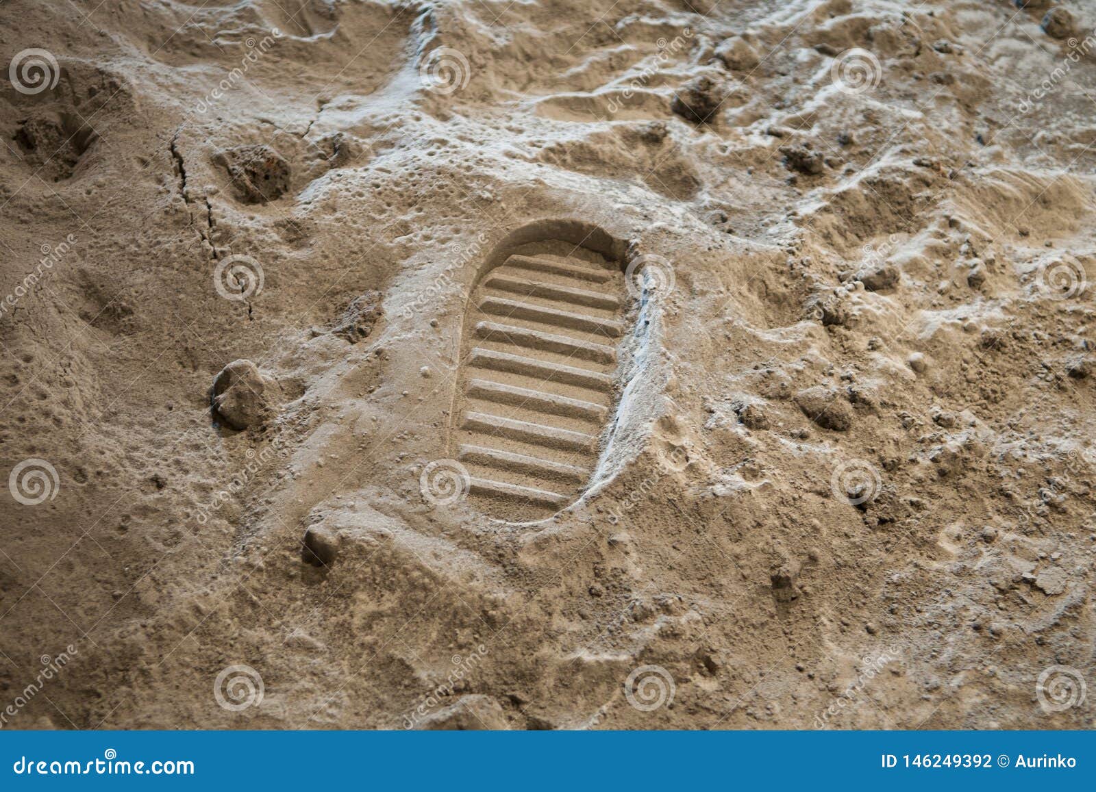footprint on the moon surface