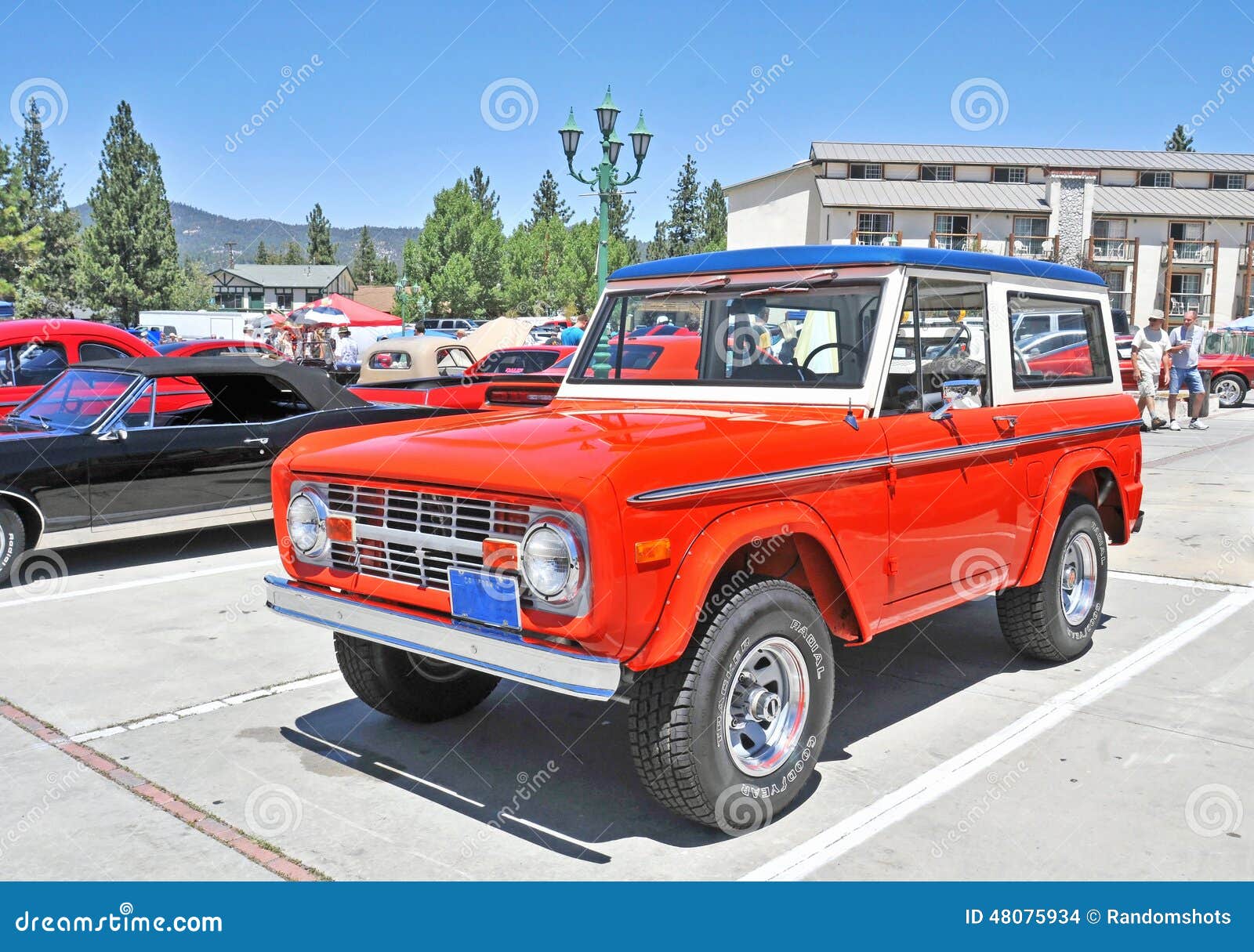 Ford Bronco imagen de archivo editorial. Imagen de desierto - 48075934, image size:1600x1215