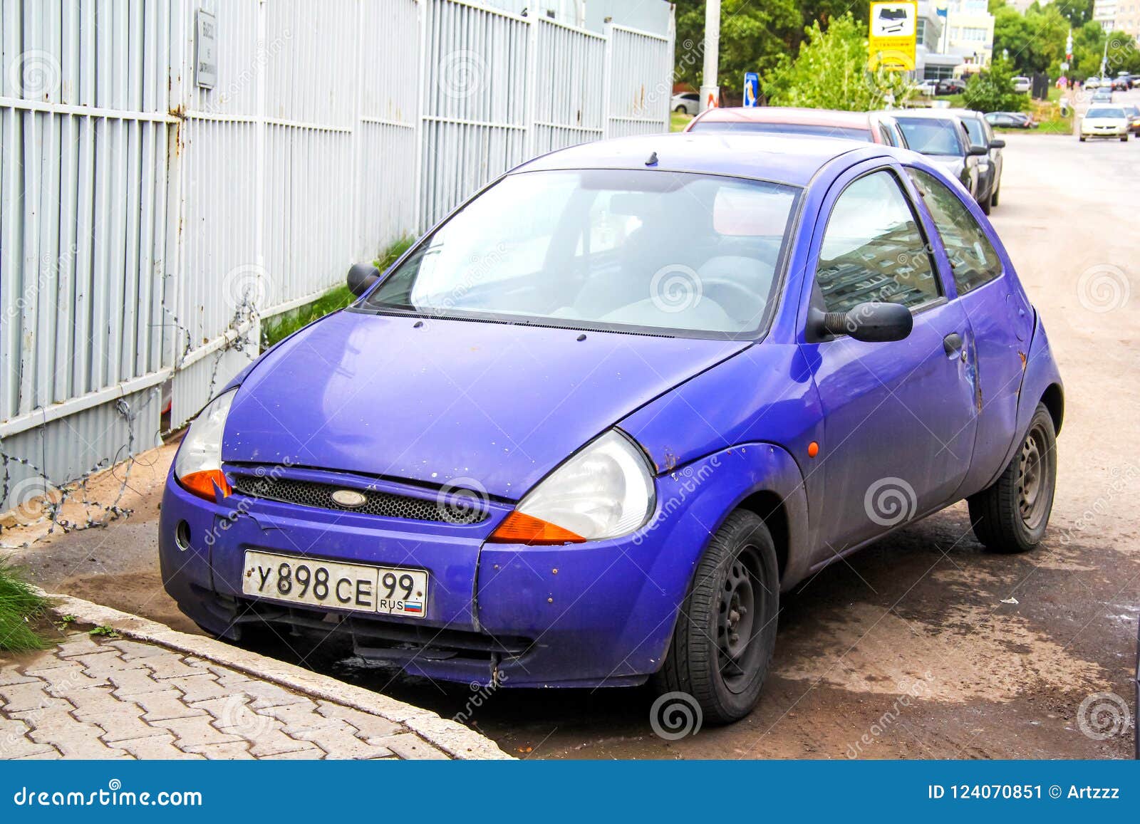 Ford Ka+ grows up: Blue Oval's new city car in pictures