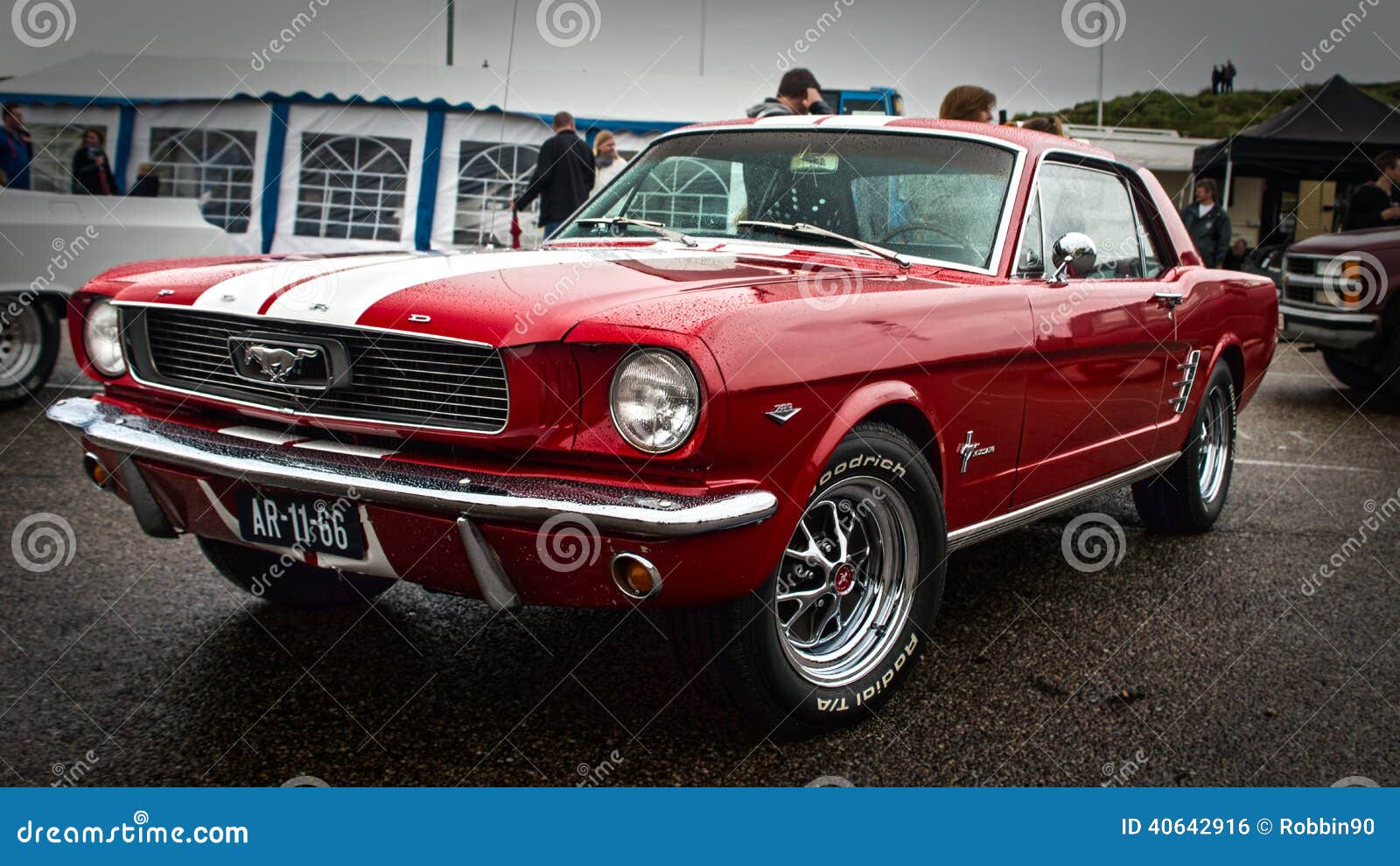 Ford Mustang editorial photo. Image of ford, horsepower - 40642916