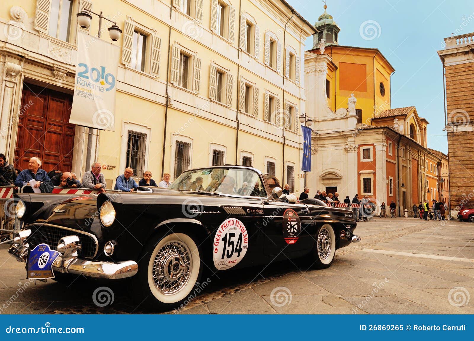Ford Nero Thunderbird a Ravenna Immagine Editoriale Immagine di lusso