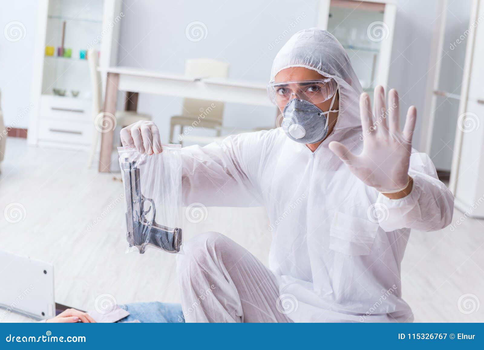 crime scene investigator forensic scientist