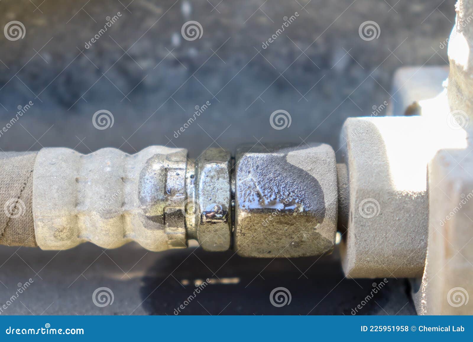 Forklift Hydraulic Oil is Leaking Stock Photo Image of forklift, hydraulic 225951958