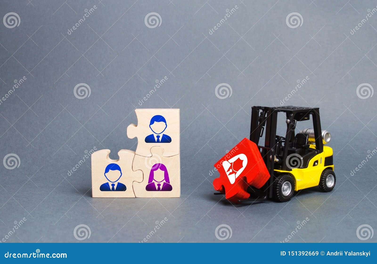 A Forklift Truck Carries A Red Puzzle To The Unfinished Assembly Of Business Team Search Recruitment Staff Hiring Leader Stock Image Image Of Forklift Creating 151392669