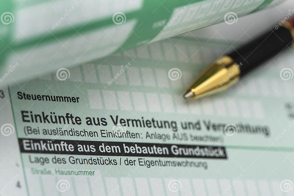 form-for-the-tax-return-to-the-german-tax-office-editorial-image