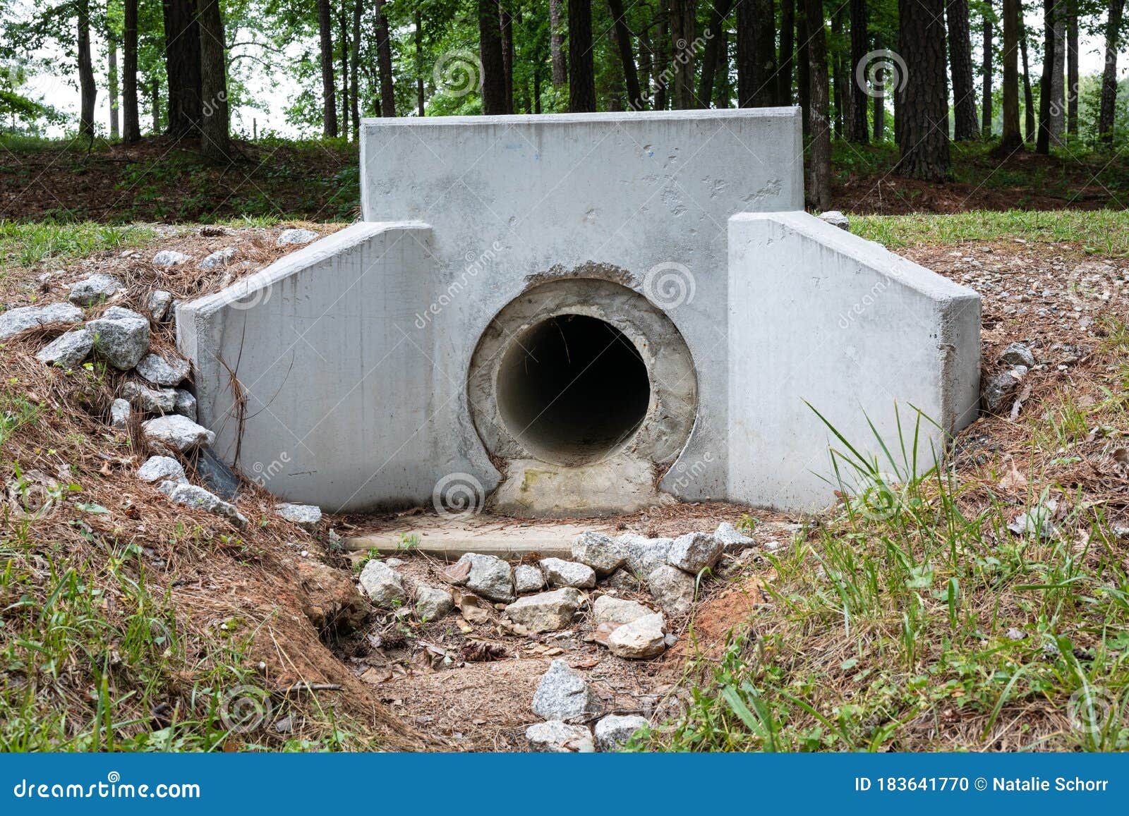 Formed Concrete Headwall For Pipe Culvert Rainwater Drainage Erosion Management Stock Photo Image Of Environmental Outlet 183641770