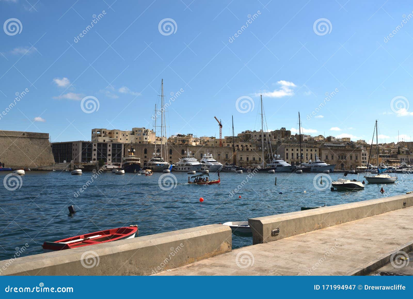 yacht mooring fees malta