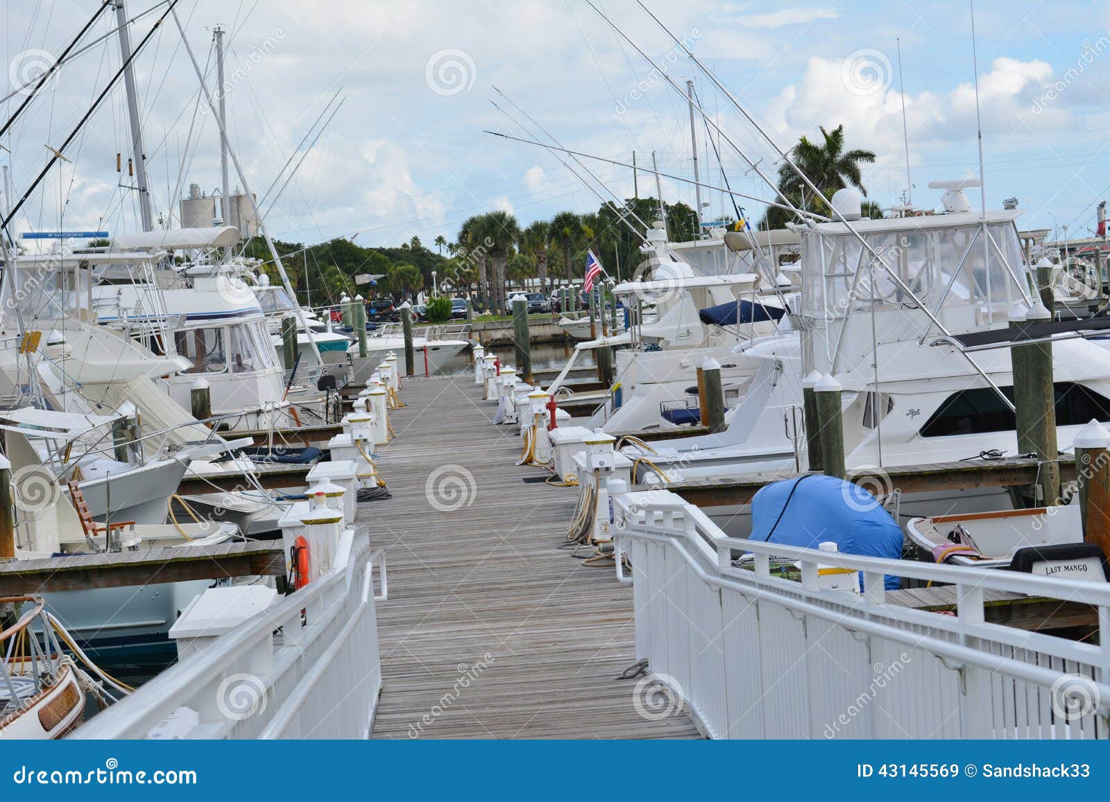 Fort Pierce Marina image stock éditorial. Image du photo 43145569