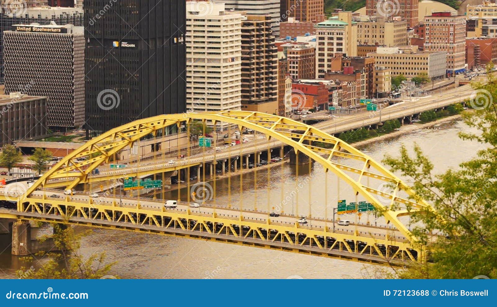 What is the Fort Pitt Bridge?