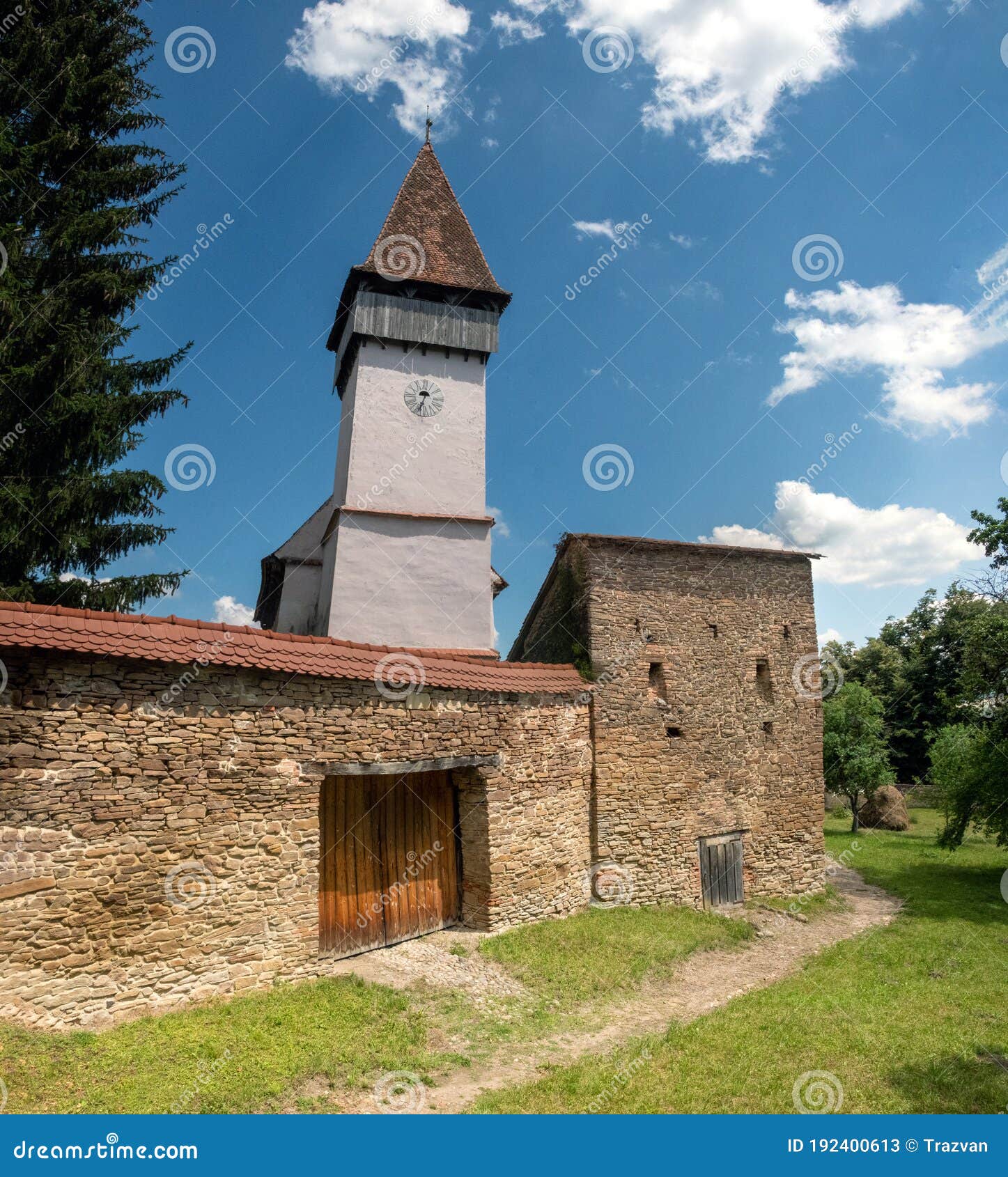 the fortified church from meÃâ¢endorf, transylvania, romania