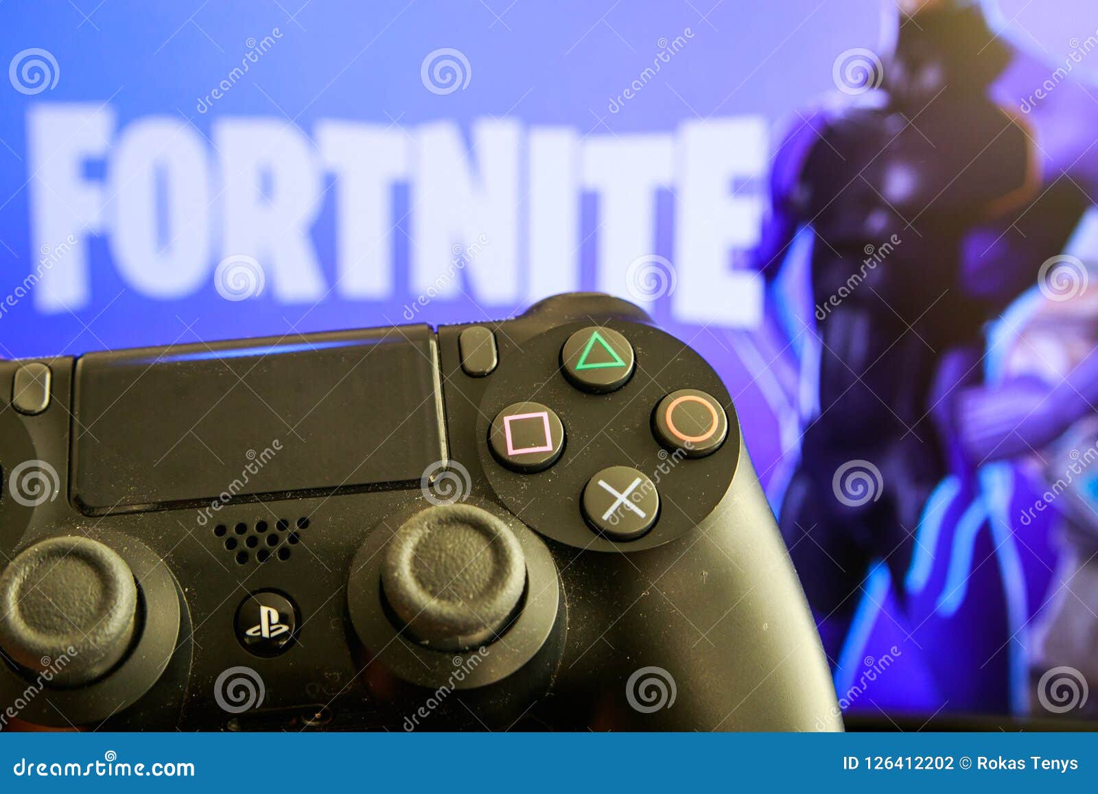 Fortnite电子游戏和playstation 4控制器图库摄影片 图片包括有比赛 录影 Fortnite电子游戏和playstation 4控制器图库摄影片 图片包括有比赛 录影
