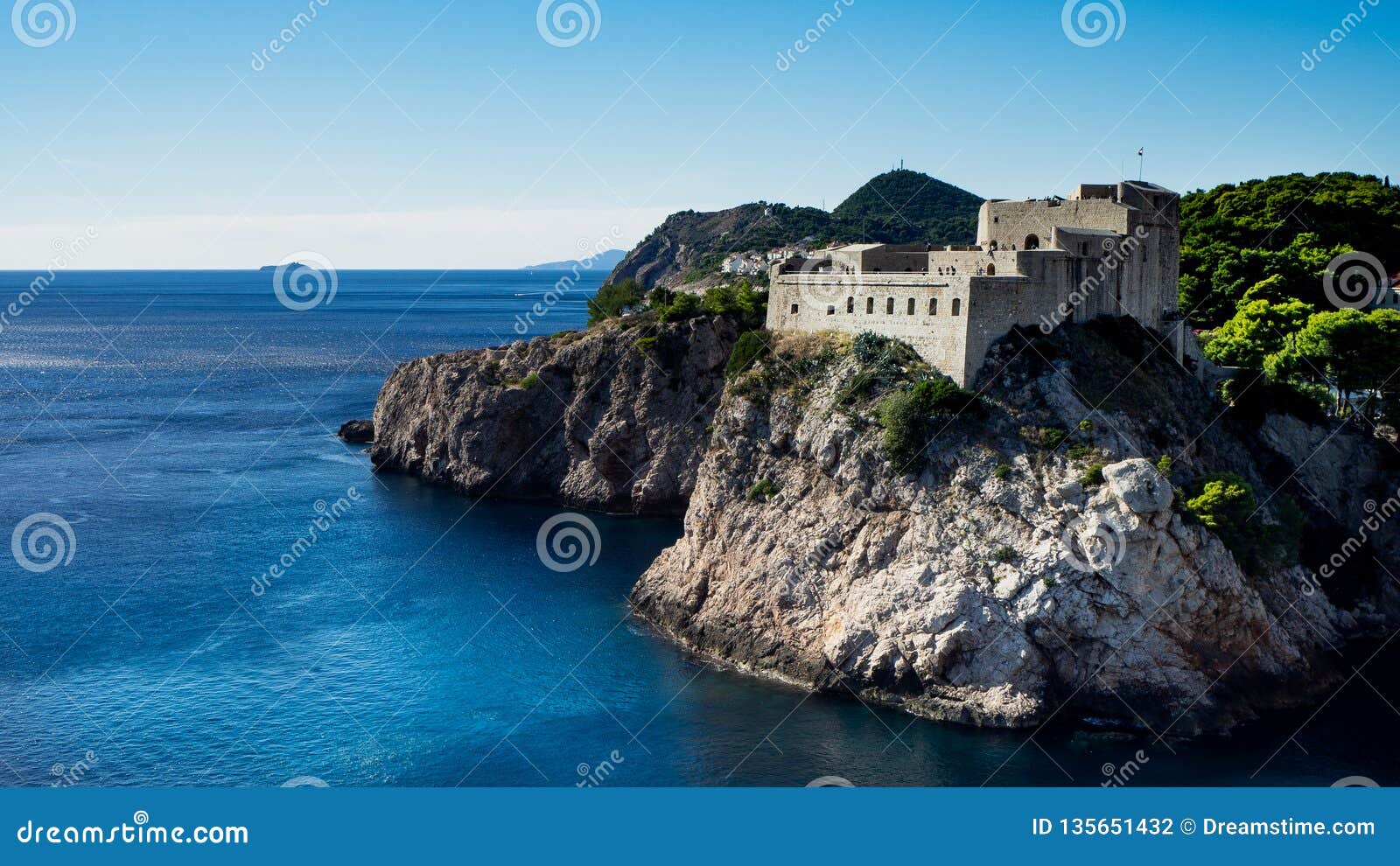fortress lovrijenac is a game of thrones shooting set in dubrovnik