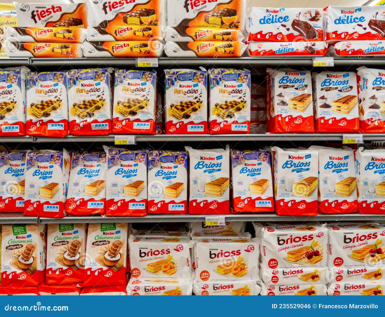 Ferrero Kinder Products Displayed Editorial Photo - Image of ingredient,  international: 235529046