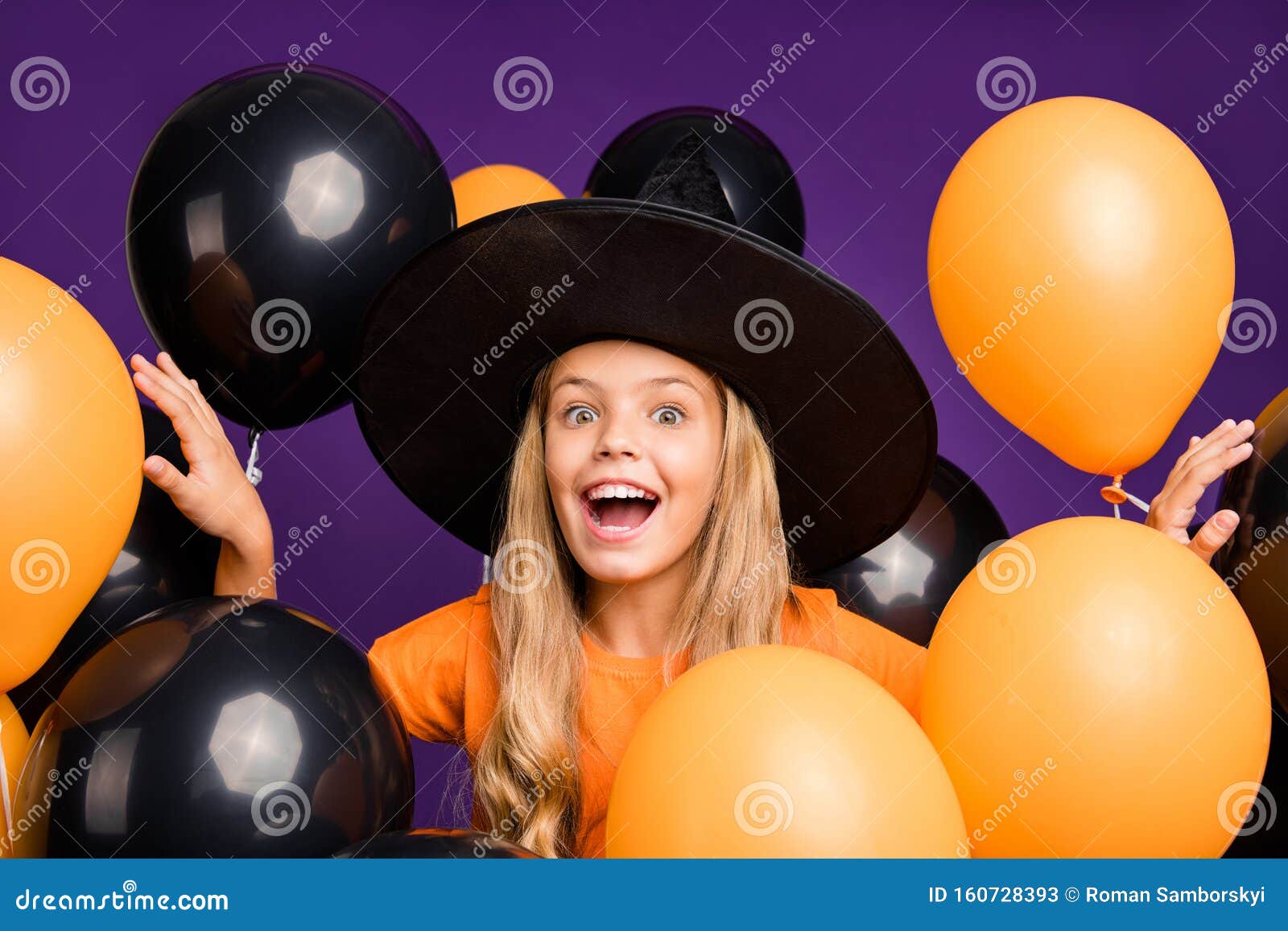 Foto De La Loca Fiesta De Brujas De Halloween Escondiéndose Entre Muchos Globos De Aire Excitados De Noche Vestir Camiseta Naranj Imagen de archivo - Imagen de vacaciones, helio: 160728393 Foto De La Loca Fiesta De Brujas De Halloween Escondiéndose Entre Muchos Globos De Aire Excitados De Noche Vestir Camiseta Naranj Imagen de archivo - Imagen de vacaciones, helio: 160728393
