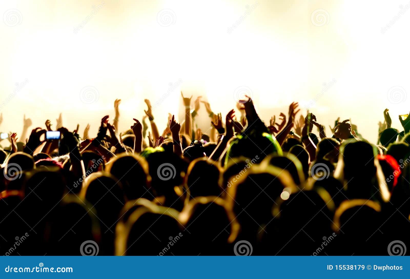 Foule de concert image stock. Image du assistances, fête 15538179