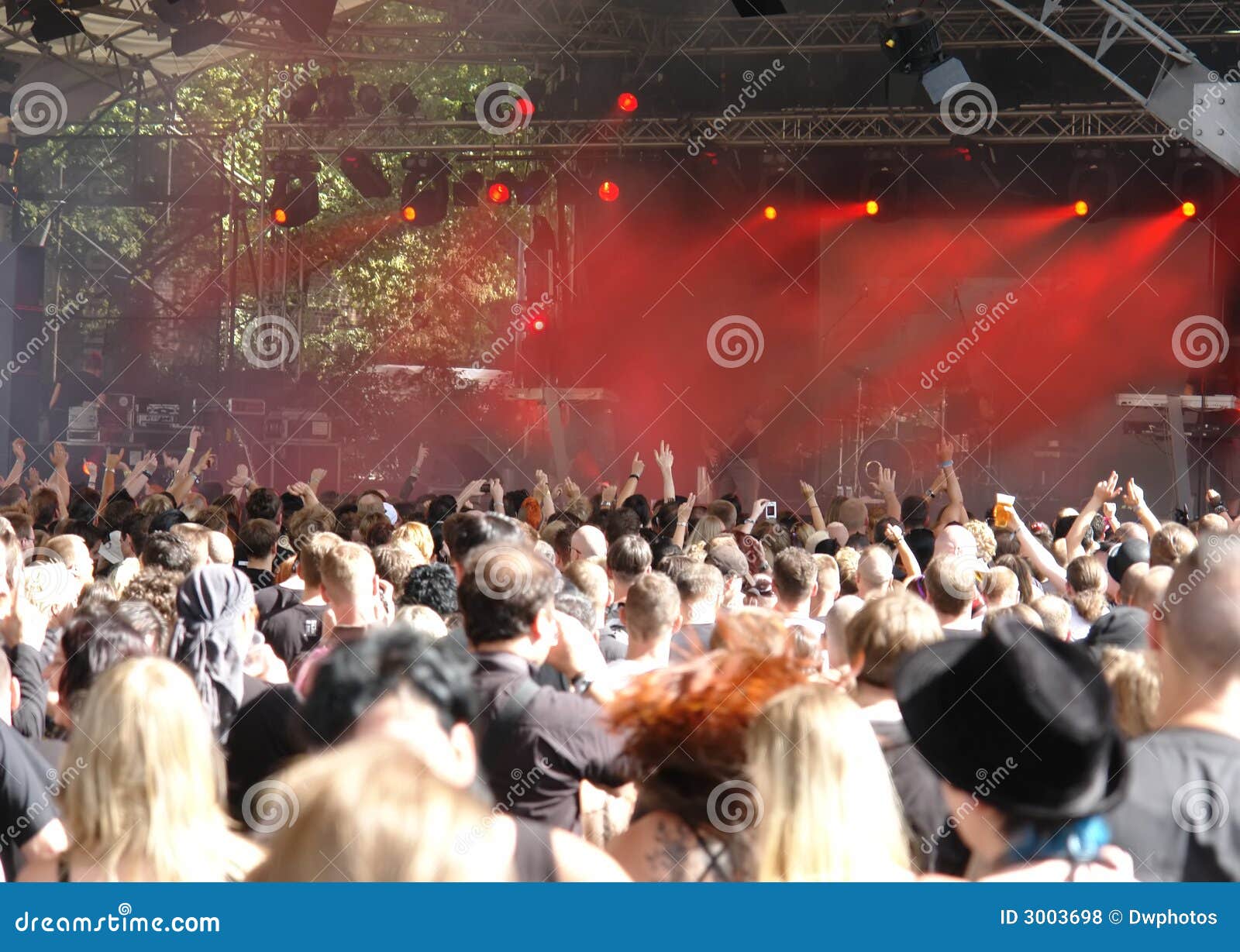 Foule de concert photo stock. Image du bruit, assistances 3003698