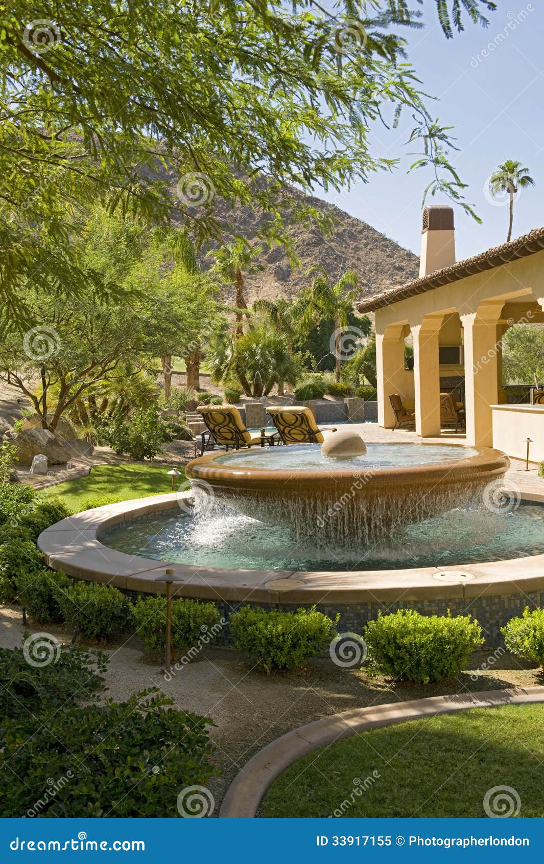 Fountain in House Garden stock image. Image of apartment 33917155