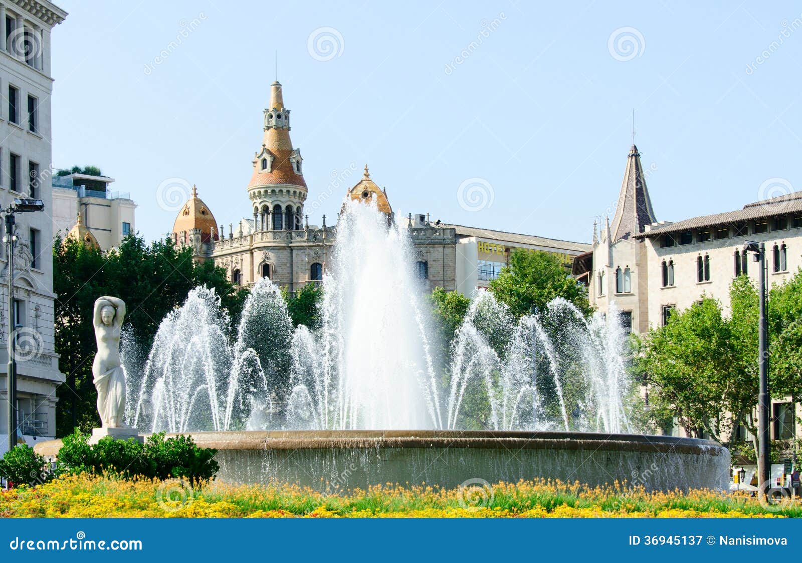 Fountain on the Plaza Catalunya Stock Image Image of spain, elegance