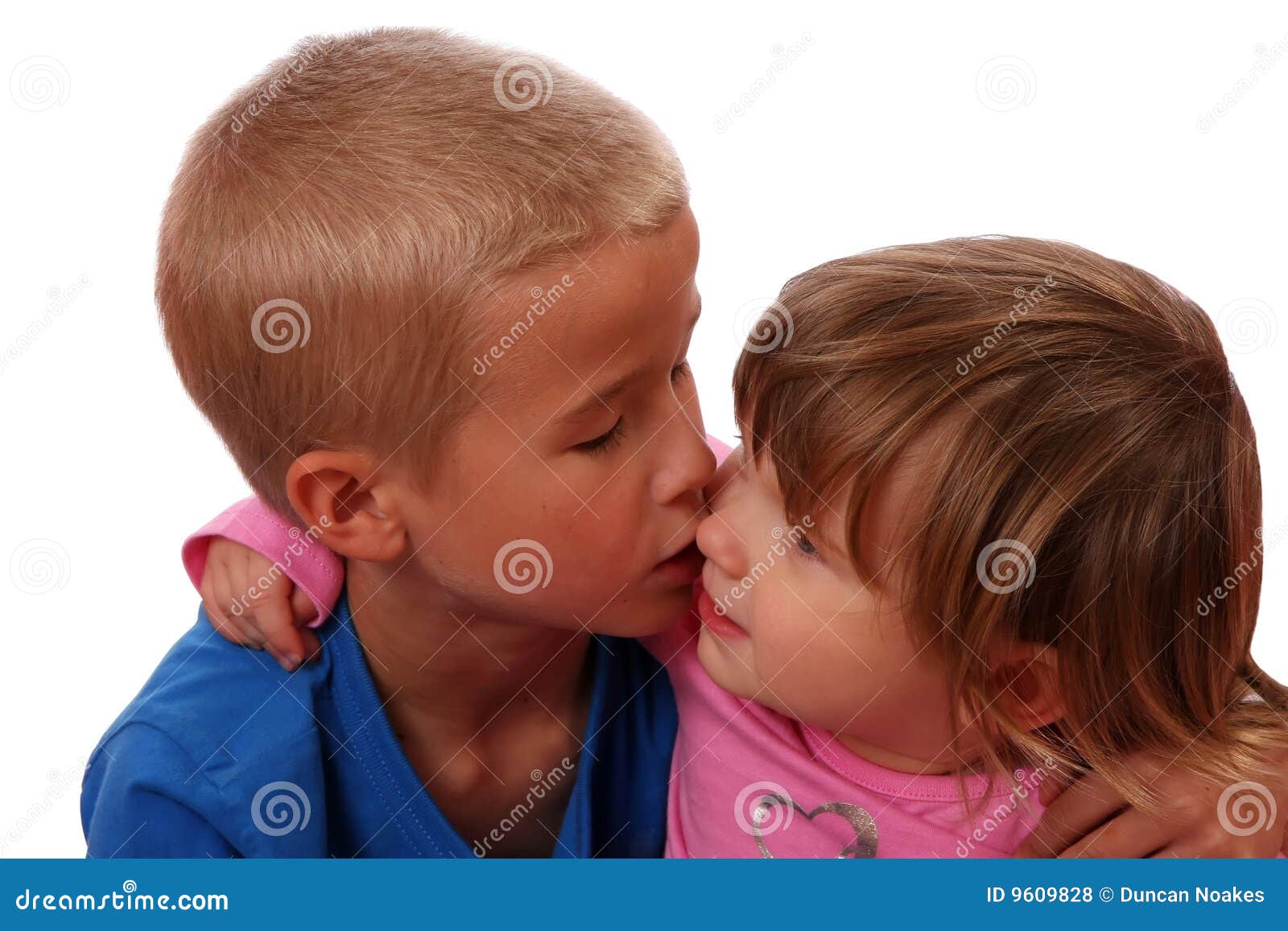 сестра целует член брата фото 27