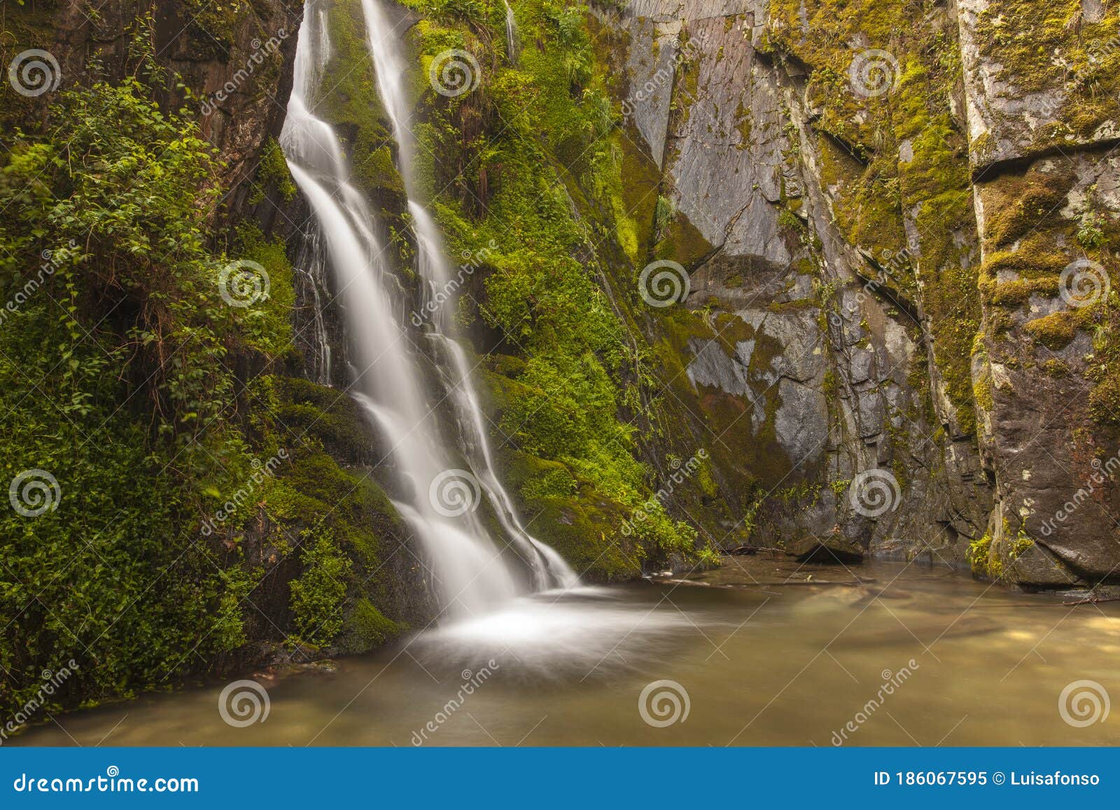 waterfall fraga da pena