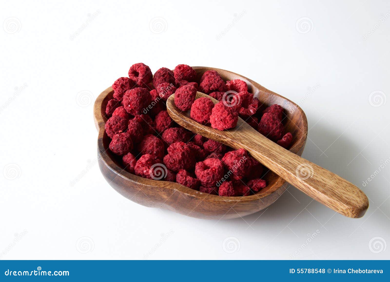 https://thumbs.dreamstime.com/z/framboise-d%C3%A9shydrat%C3%A9e-55788548.jpg