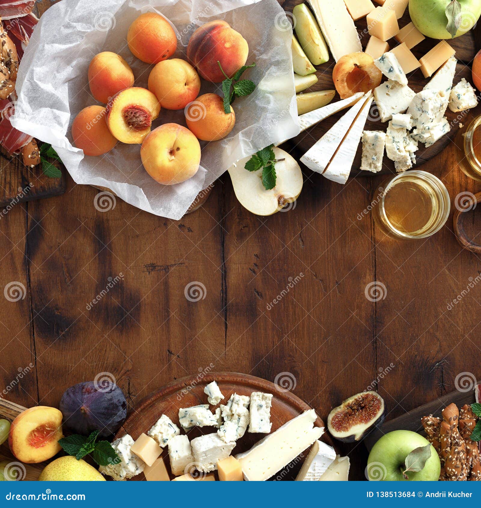 Frame Snacks Wein Fruchtmarmelade Kase Topansicht Stockfoto Bild Von Wein Fruchtmarmelade