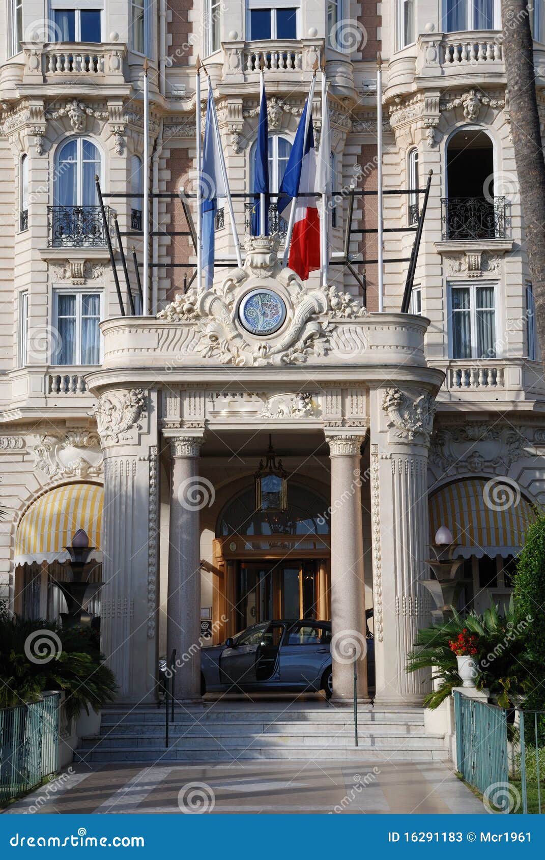 france cannes luxury hotel