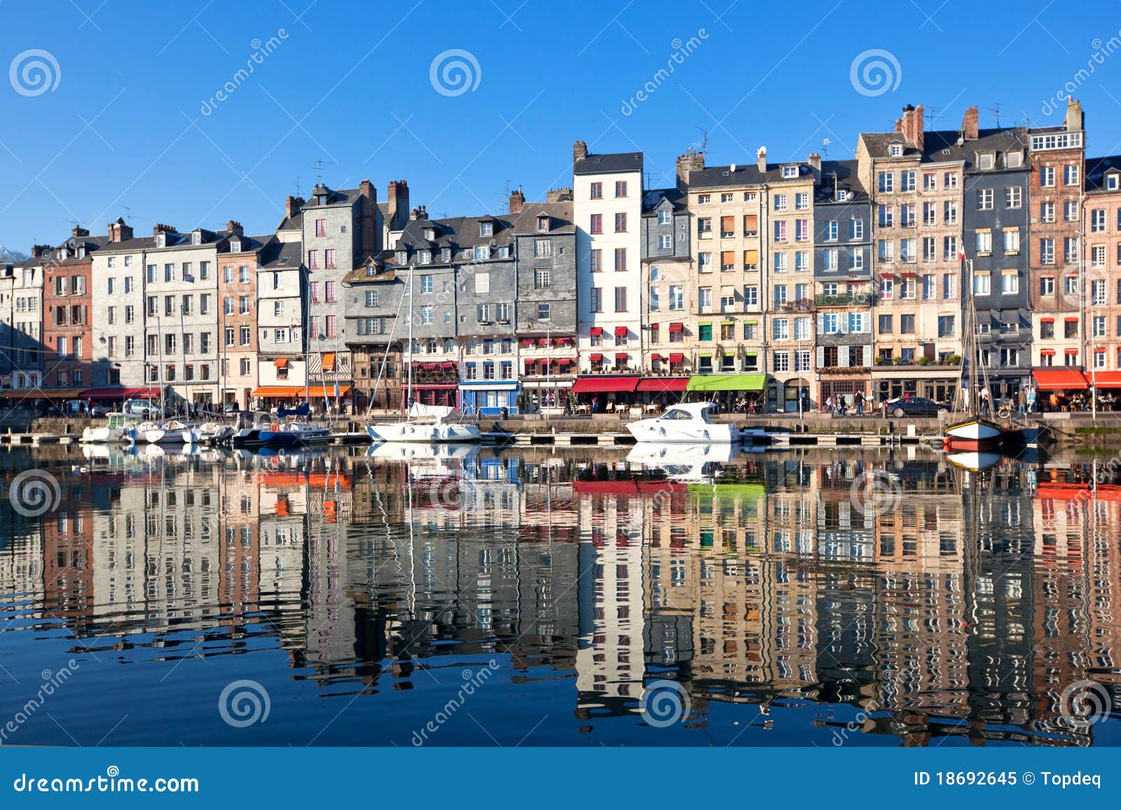 France honfleur fotografering för bildbyråer. Bild av stad - 18692645