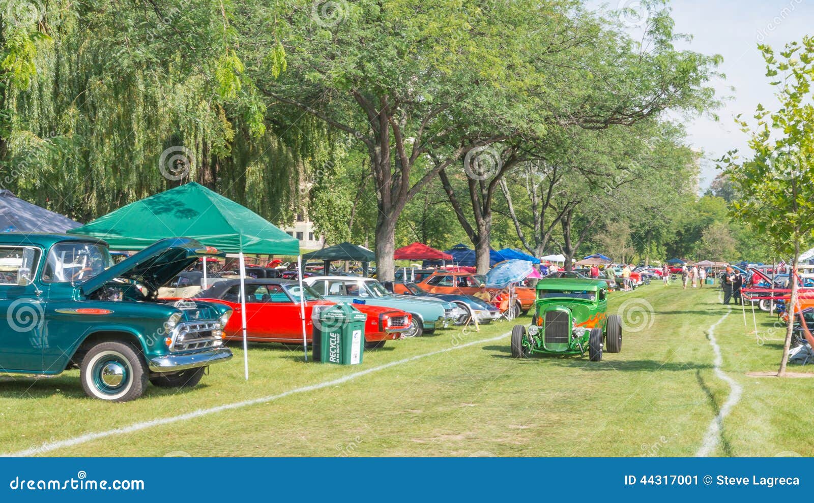 frankenmuth car show hours