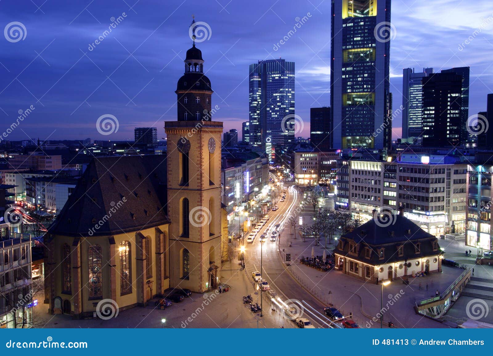 frankfurt hauptwache at dusk