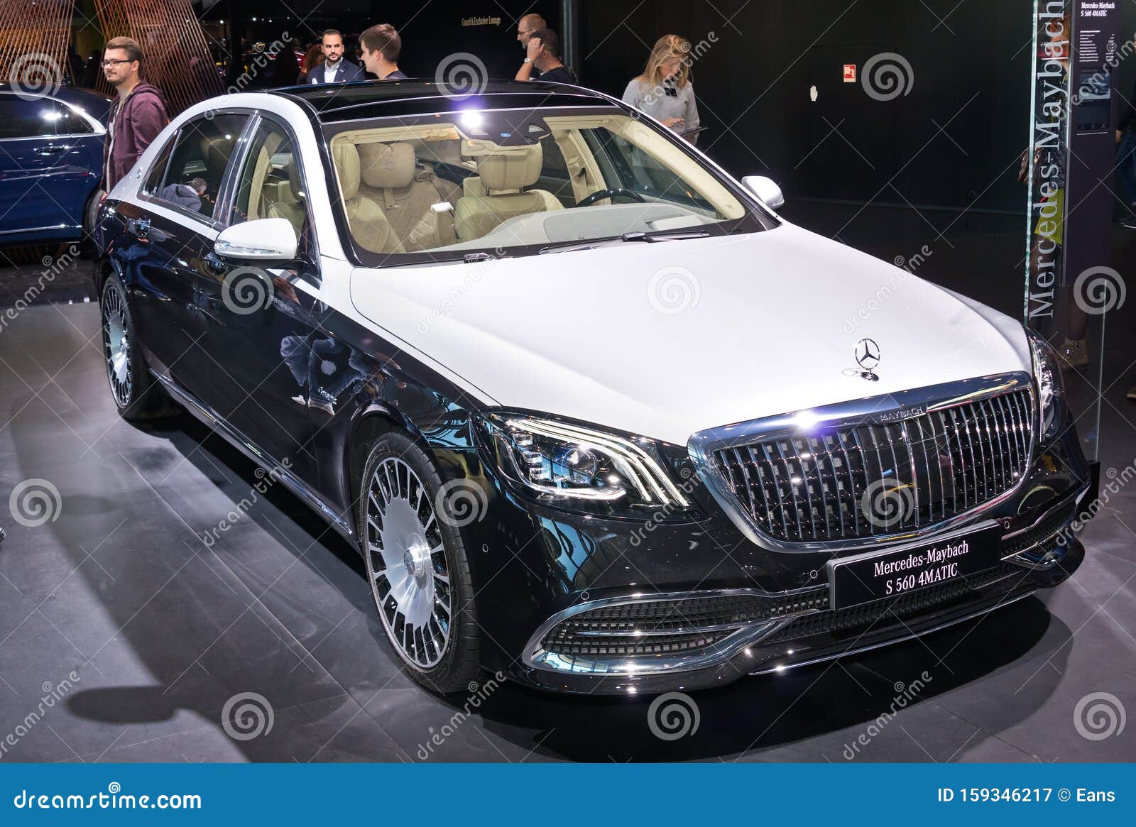 Maybach Mercedes: Over 1,954 Royalty-Free Licensable Stock Photos
