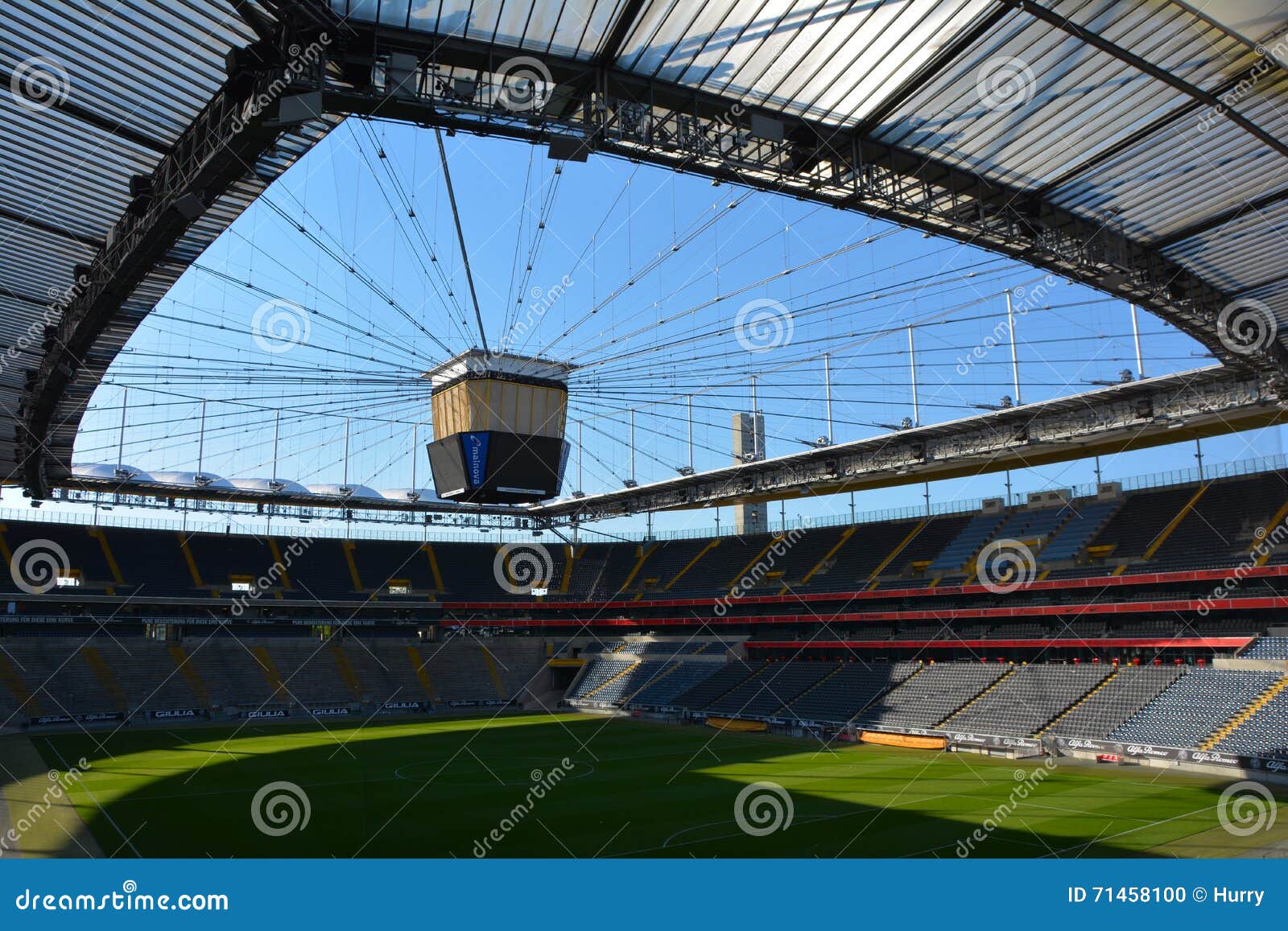 Frankfurt Main Alemanha Fevereiro 2019 Estádio Futebol Commerzbank Arena  Casa — Fotografia de Stock Editorial © vitaliivitleo #408086722