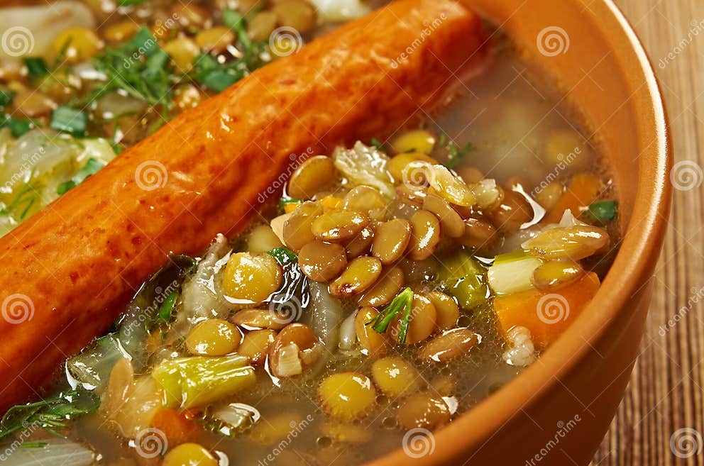 Frankfurter Linsensuppe stockfoto. Bild von deutsch, traditionell ...