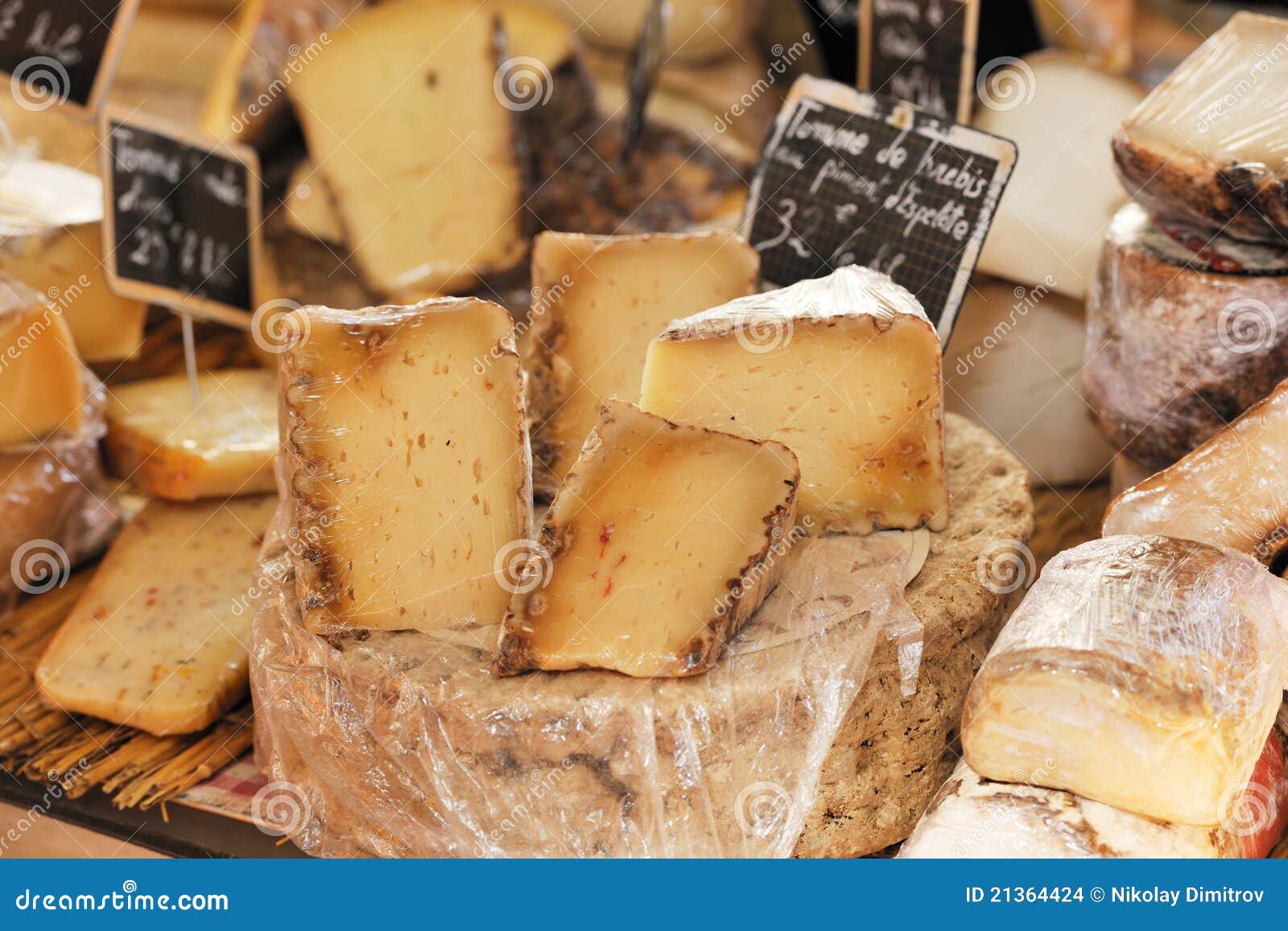 Franse kaas stock foto. Afbeelding bestaande uit provence 21364424