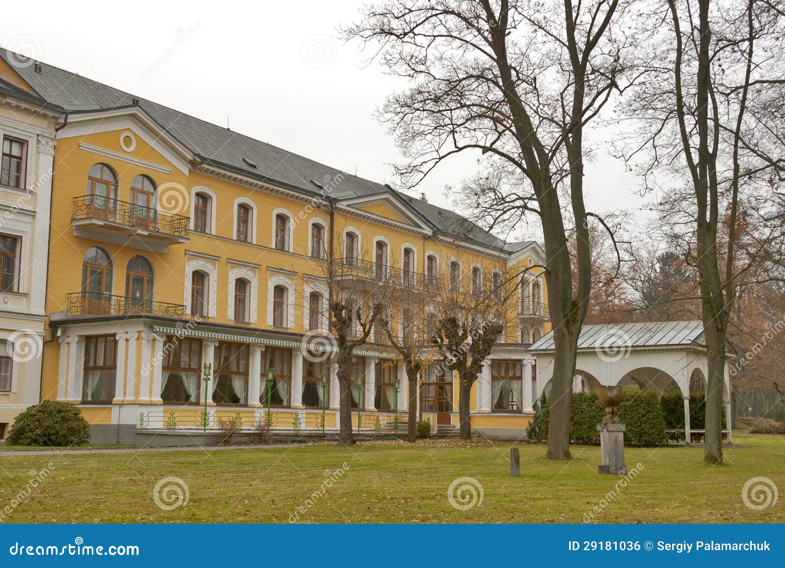 Frantiskovy Lazne parkowa architektura, republika czech