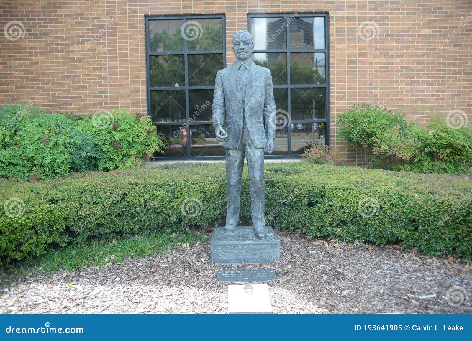 Fred Shuttlesworth Statue, Birmingham, Alabama Editorial Image - Image of  birmingham, crusade: 193641905