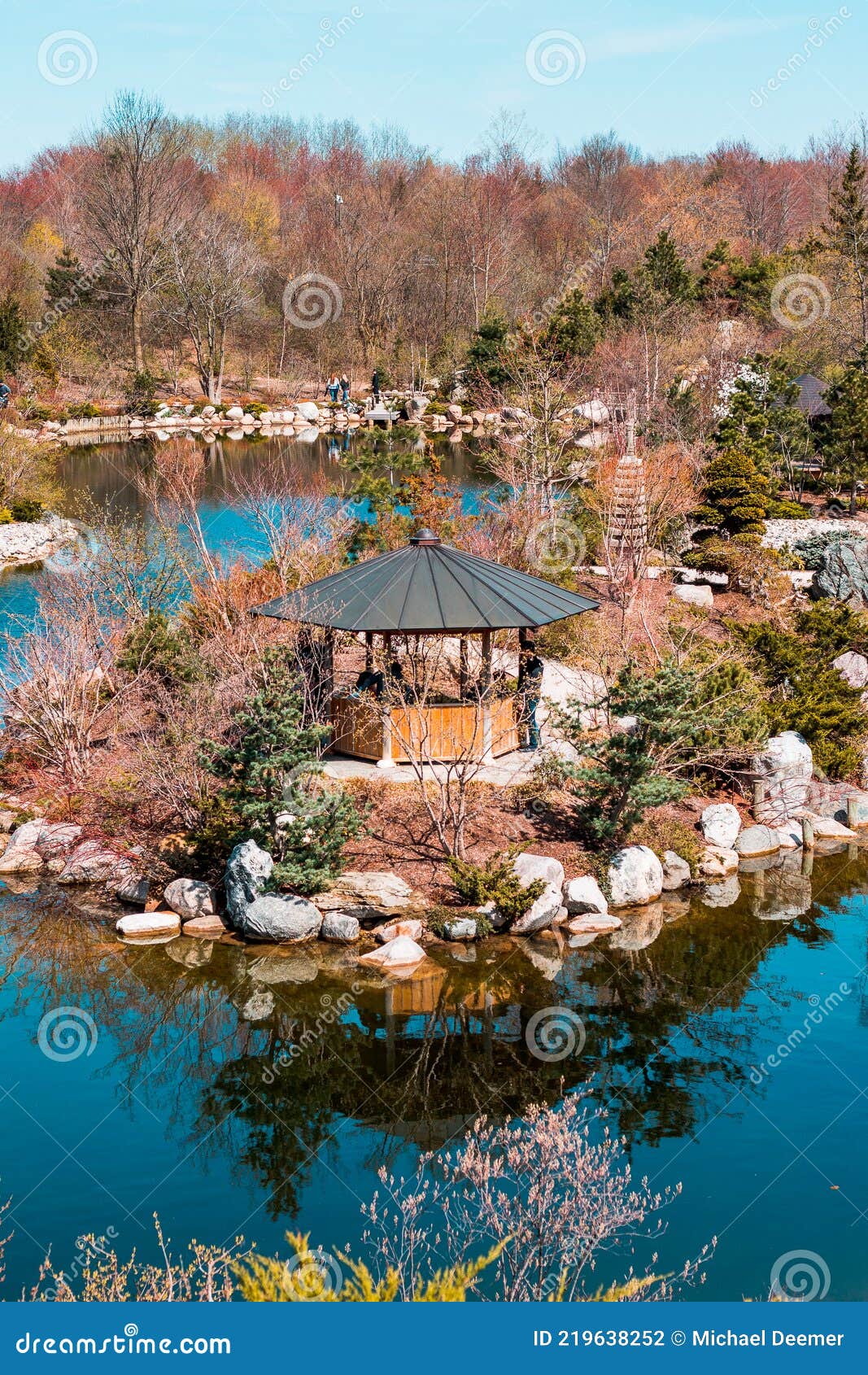 theater Hoofdkwartier Klimatologische bergen Frederik Meijer Tuinen Grand Rapids Mi Usa 28 April 2019 : Prachtige  Landschapsfoto Van Het Gazebo - Eiland in Japan Redactionele Fotografie -  Image of naughty, nave: 219638252