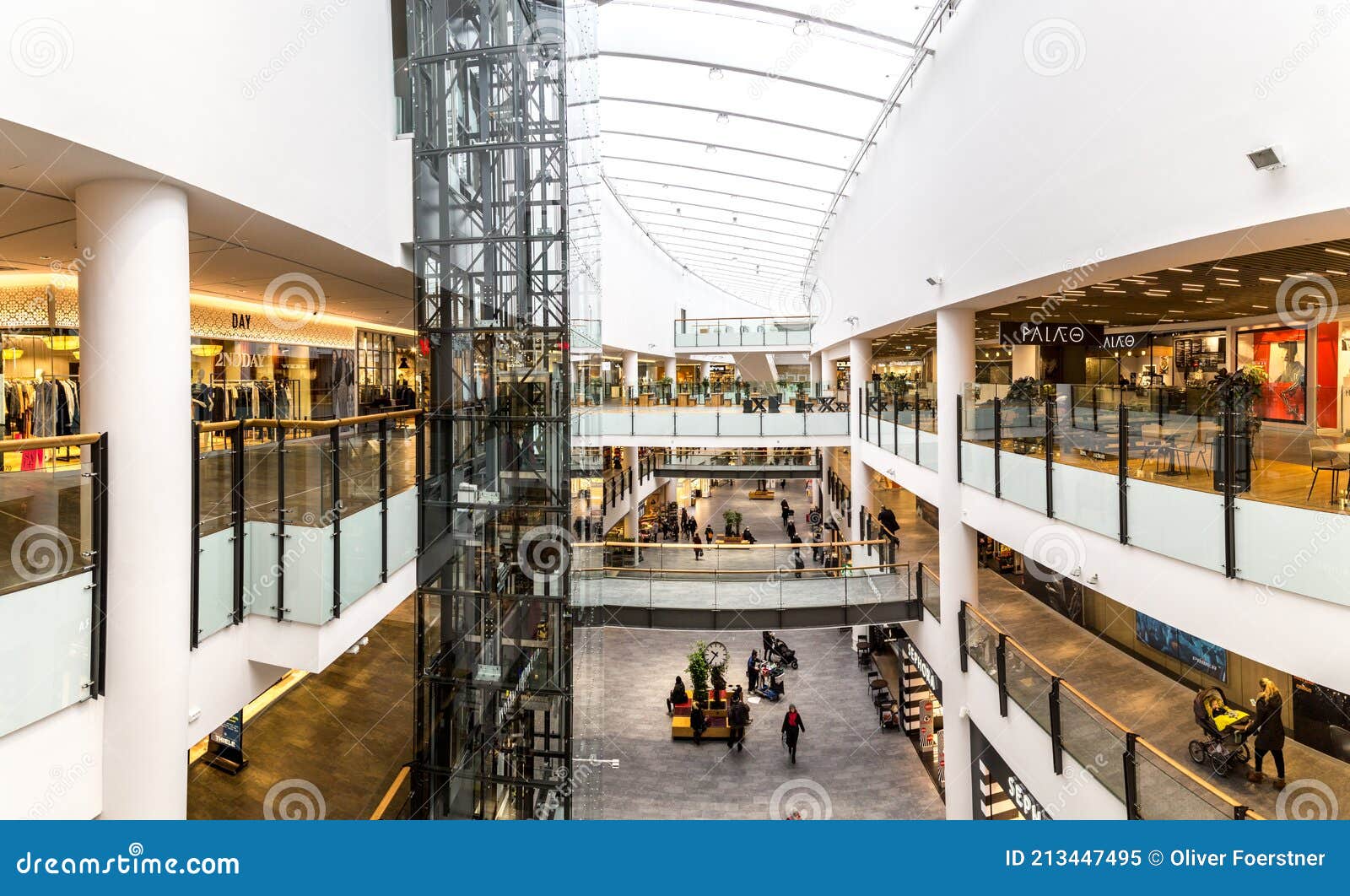 Hover grill vokal Frederiksberg Centret Shopping Mall in Copenhagen, Denmark Editorial Image  - Image of hall, architecture: 213447495