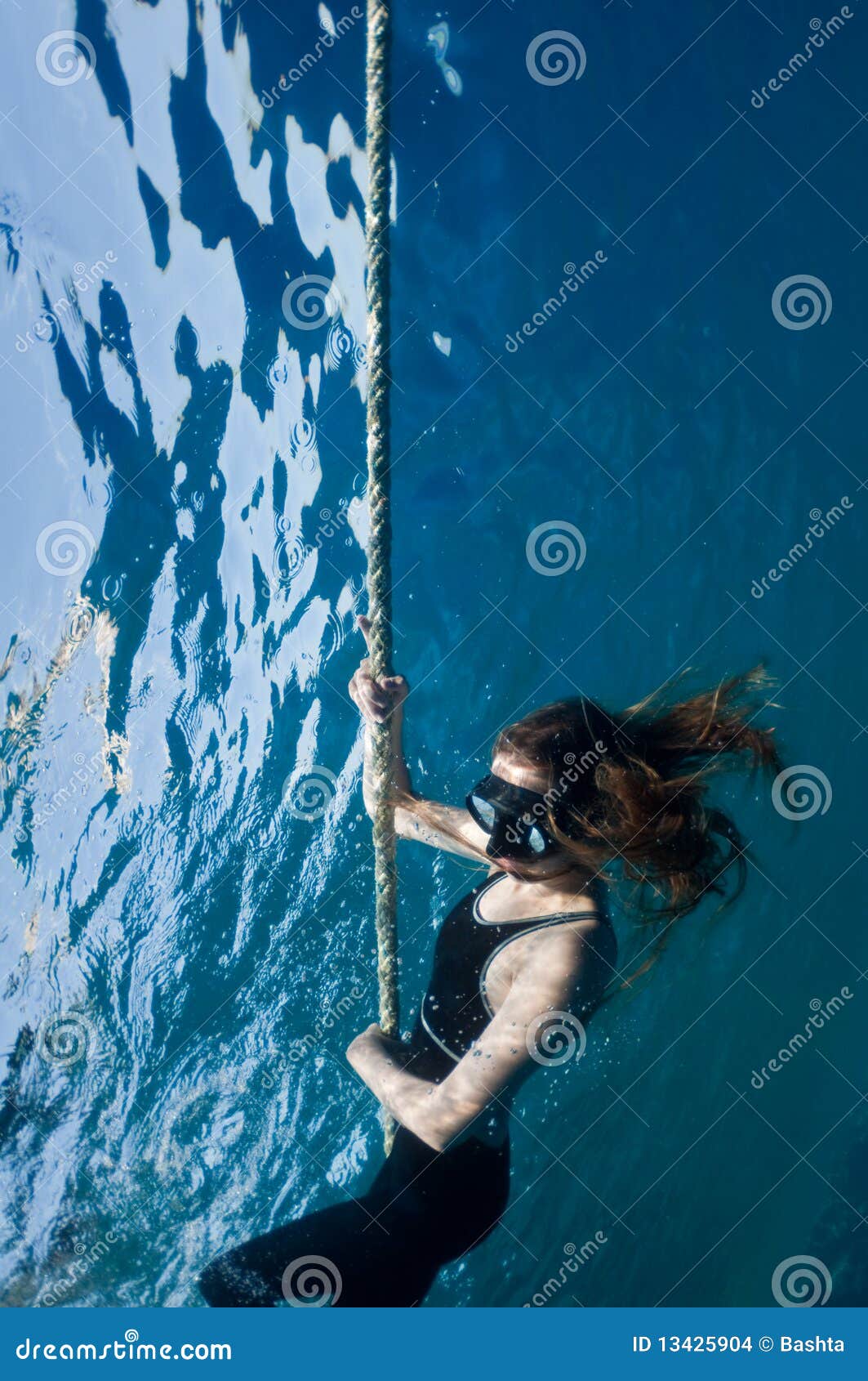 Free diving girl stock photo. Image of freedom, women 13425904