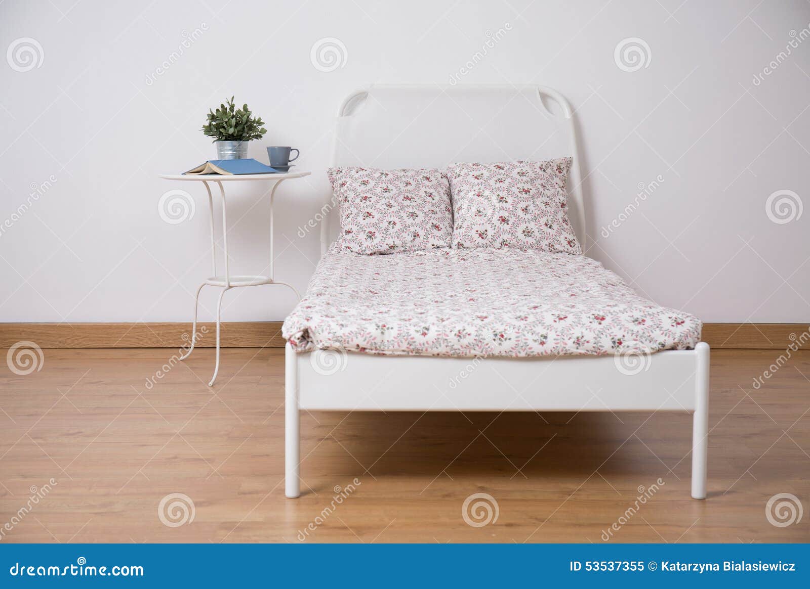 freestanding bed in teen room