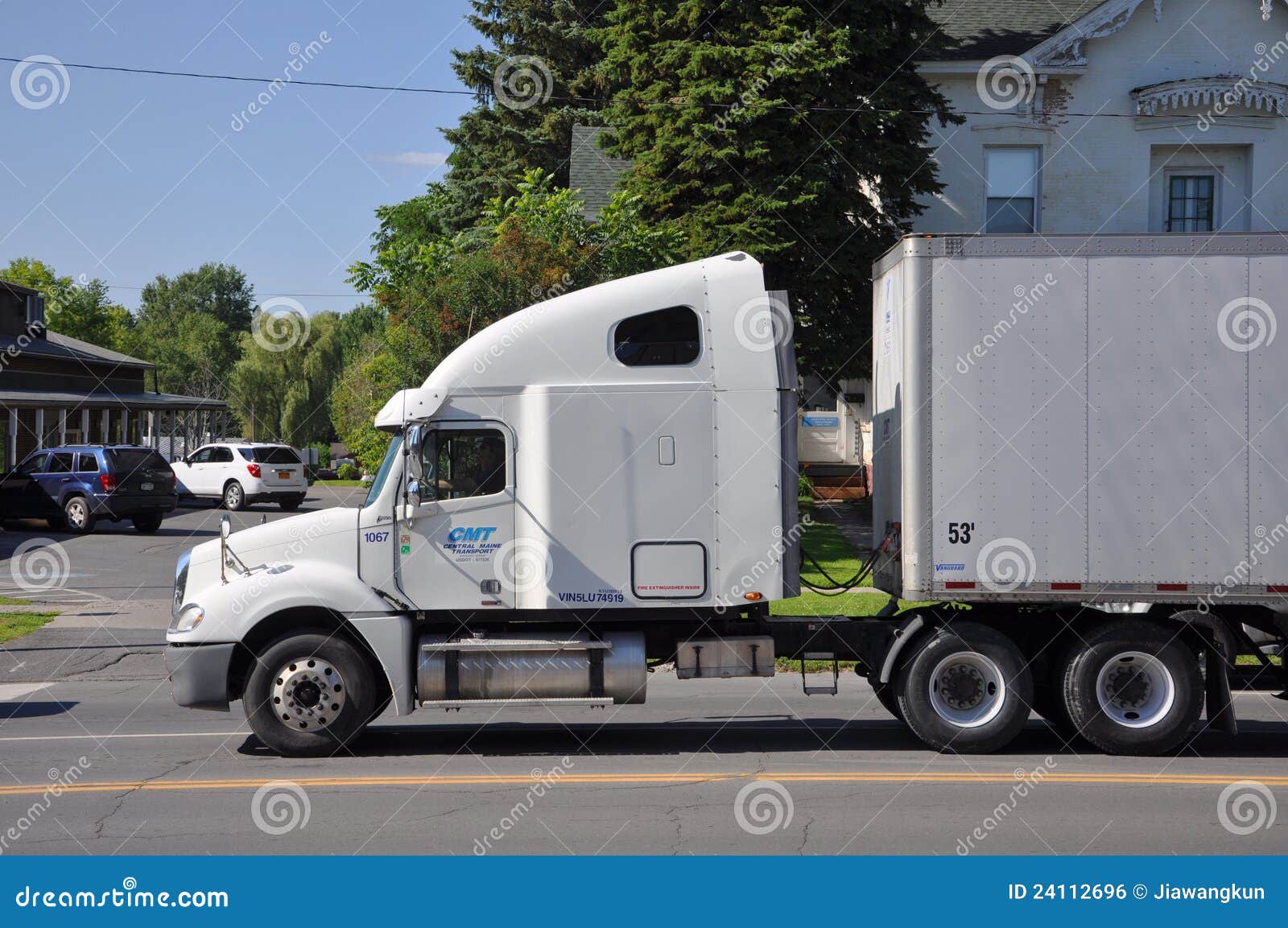 Freightliner Truck editorial photo. Image of york, state 24112696