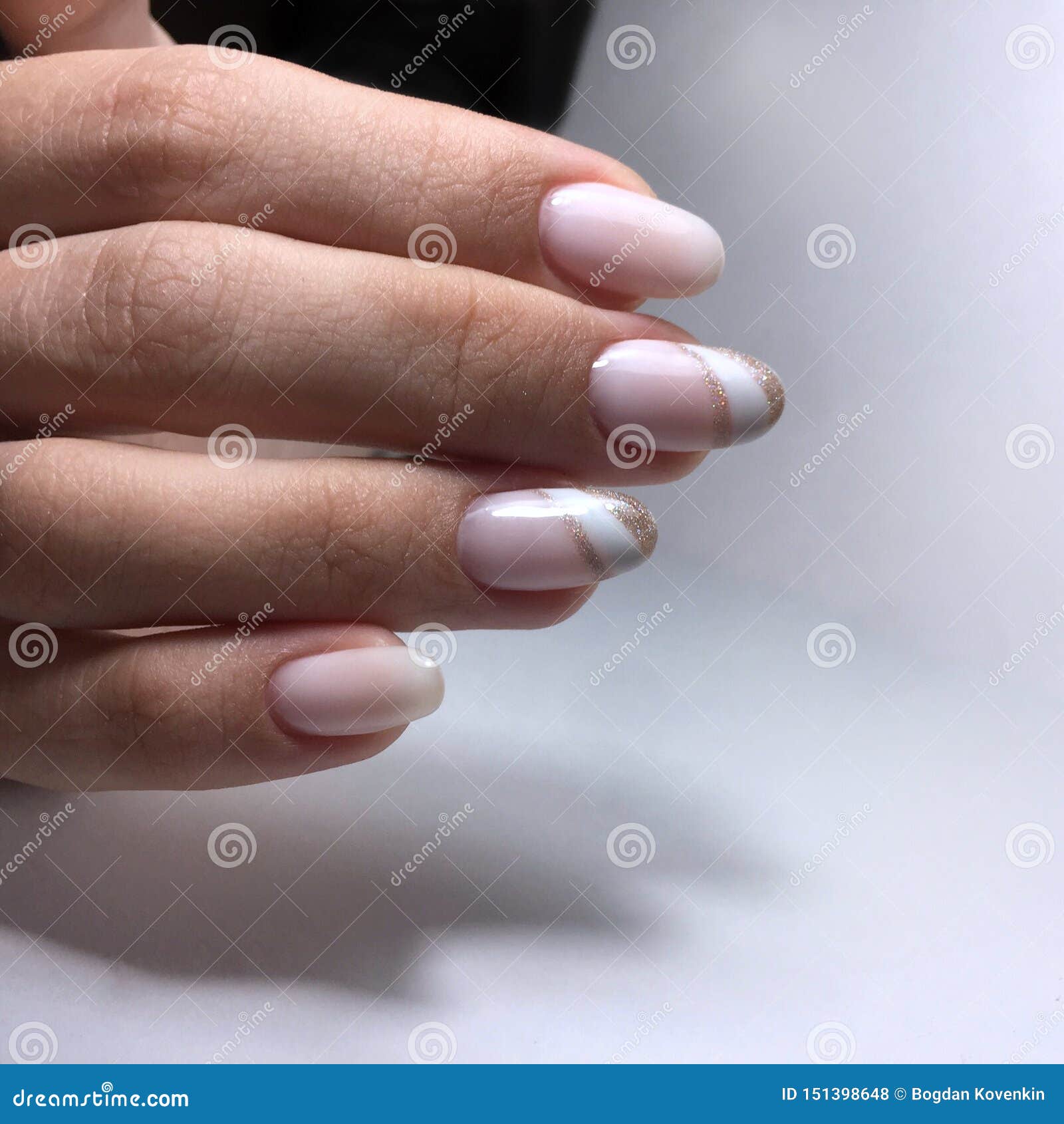 Celebrity Manicurist & Educator | The “hyper-realistic” manicure, the “American  manicure”, the “vanilla French manicure” all have their slight differences,  but... | Instagram