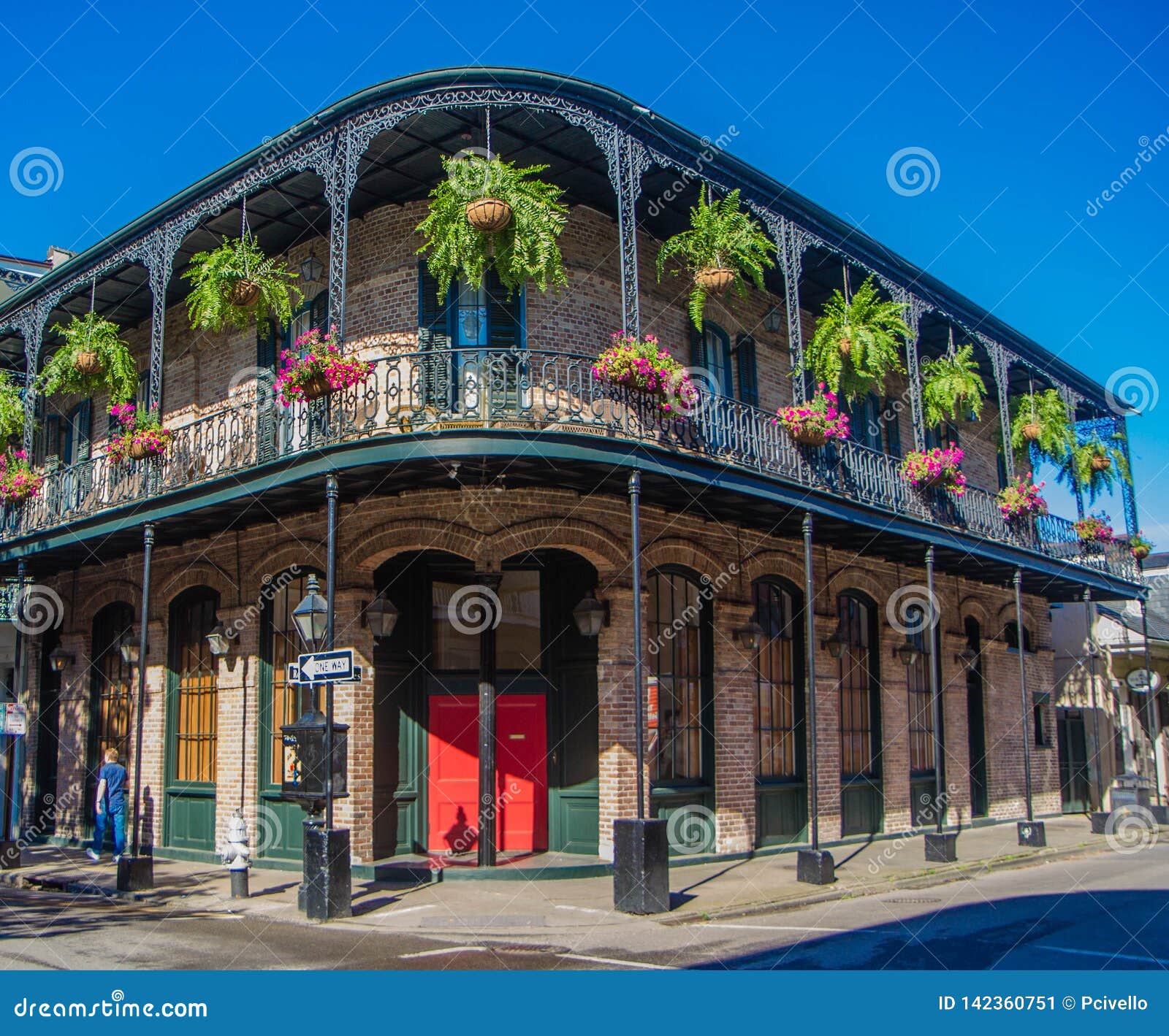 french quarter architecture in new orleans, louisiana.